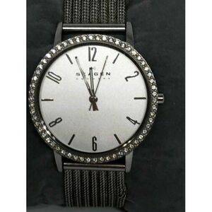 Skagen SKW2284 Women Silver Stainless Steel Analog Dial Quartz Wrist Watch Bb644